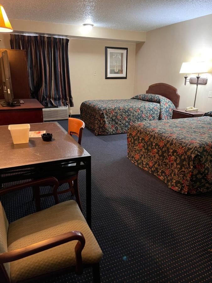 Budget Inn Temple Hills Exterior photo