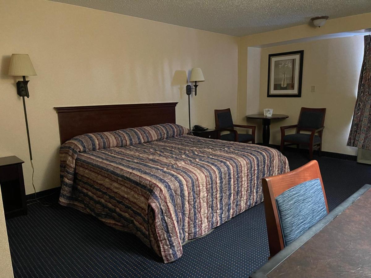 Budget Inn Temple Hills Exterior photo