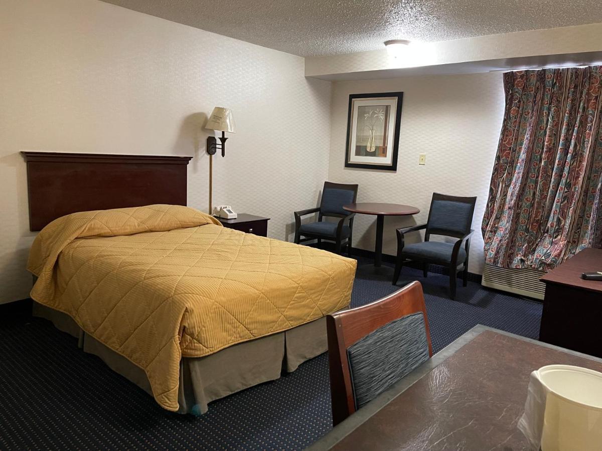 Budget Inn Temple Hills Exterior photo