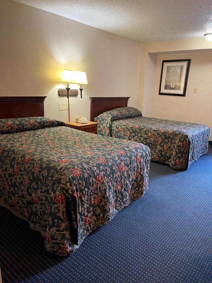 Budget Inn Temple Hills Exterior photo