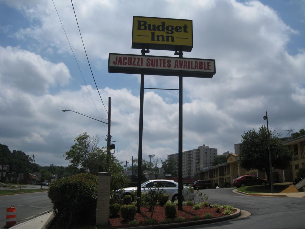 Budget Inn Temple Hills Exterior photo